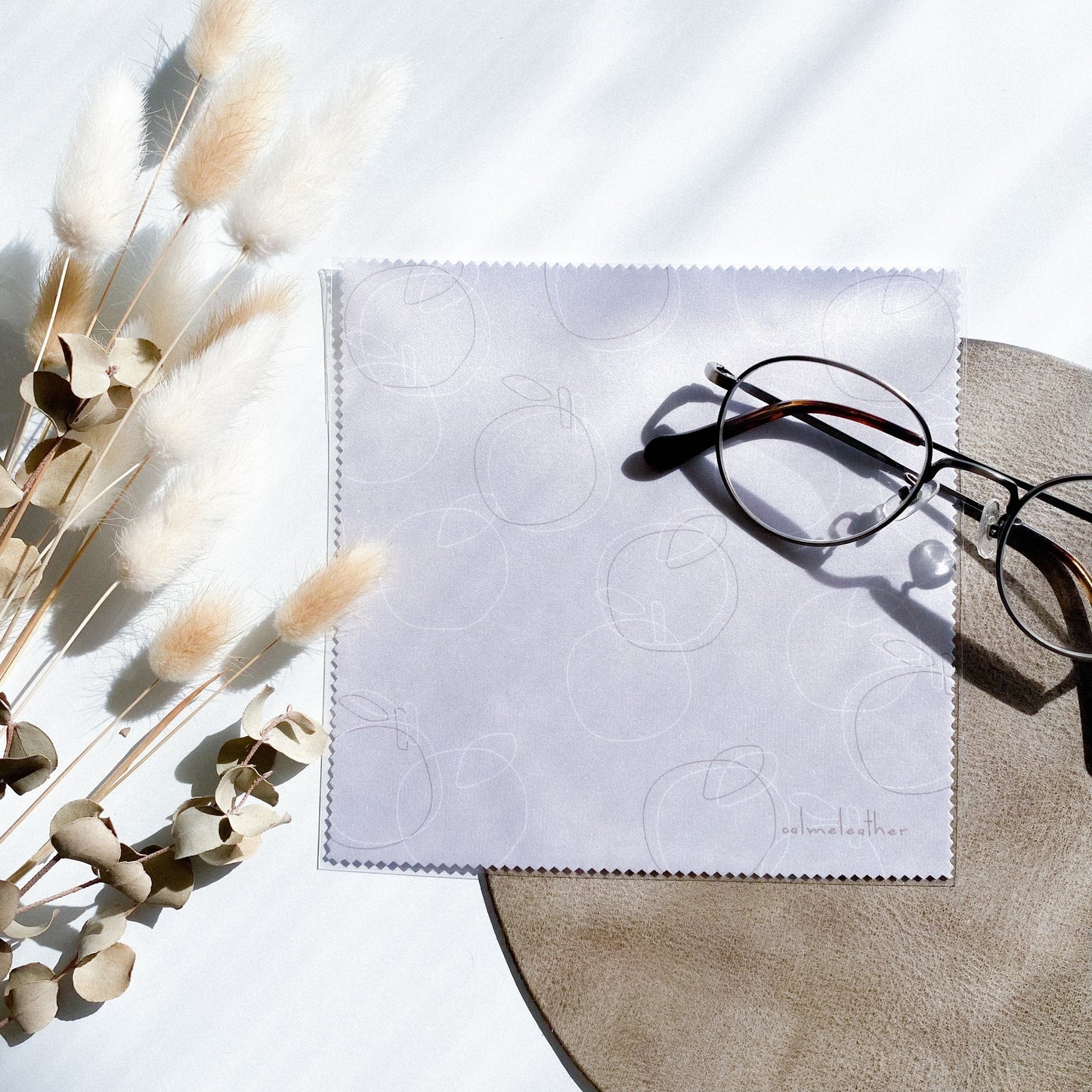 ナチュラルデザインのメガネ拭き <クロスファイバー>