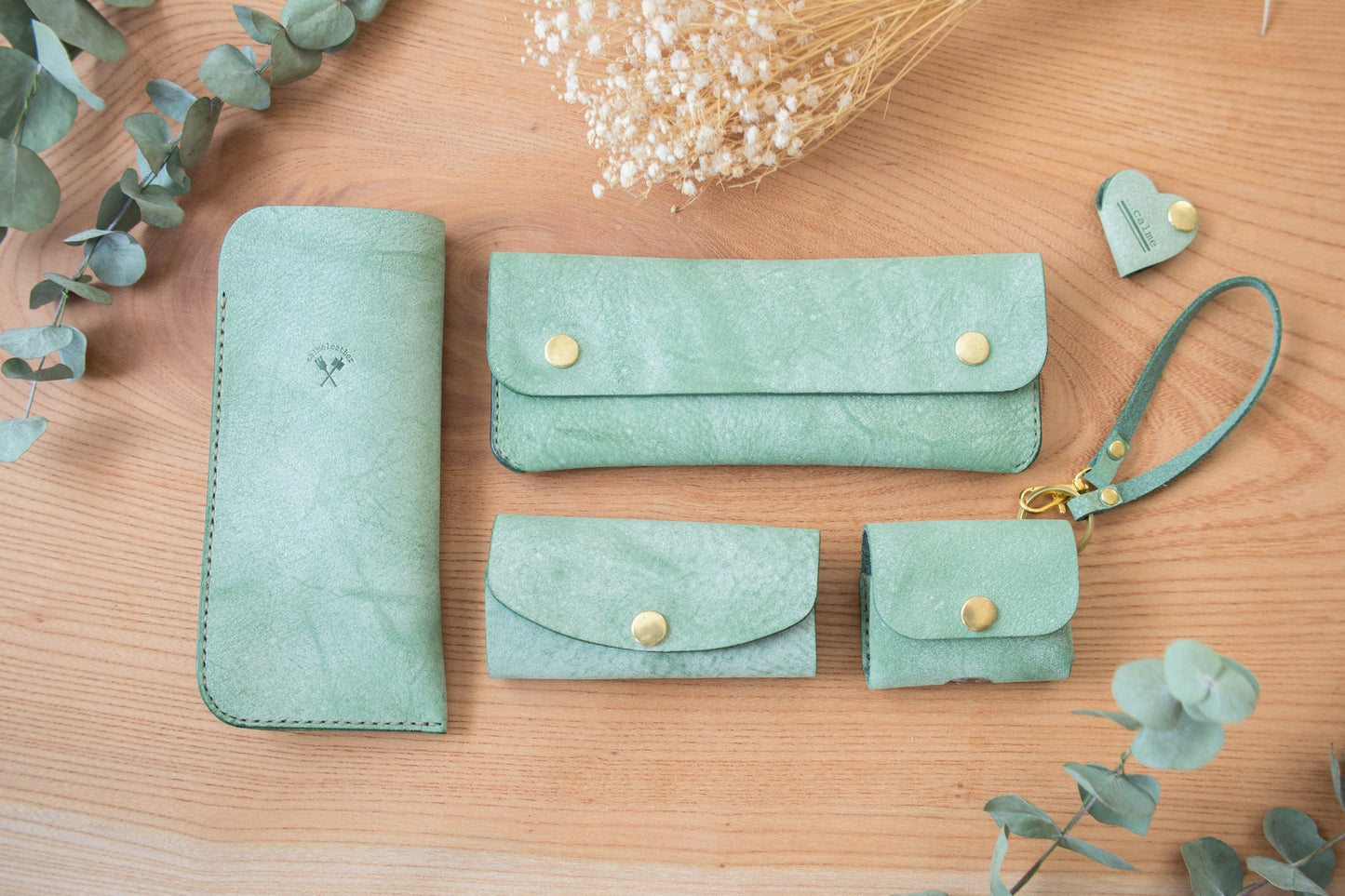 気まぐれレザーのペンケースB《名入れ・送料無料》