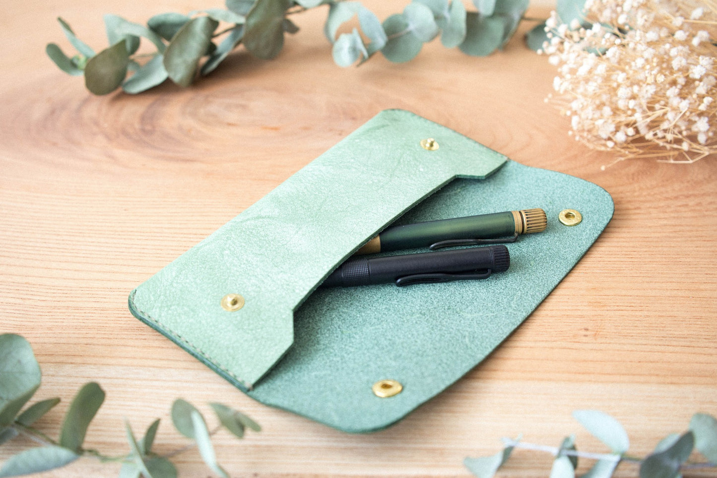 気まぐれレザーのペンケースB《名入れ・送料無料》