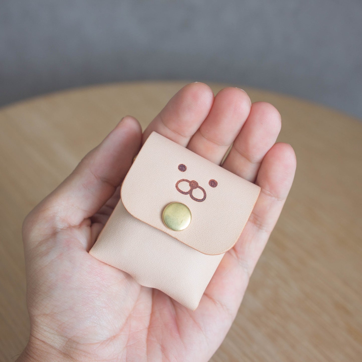 わんこのヌメ革AirPodsProケース《名入れ対応》