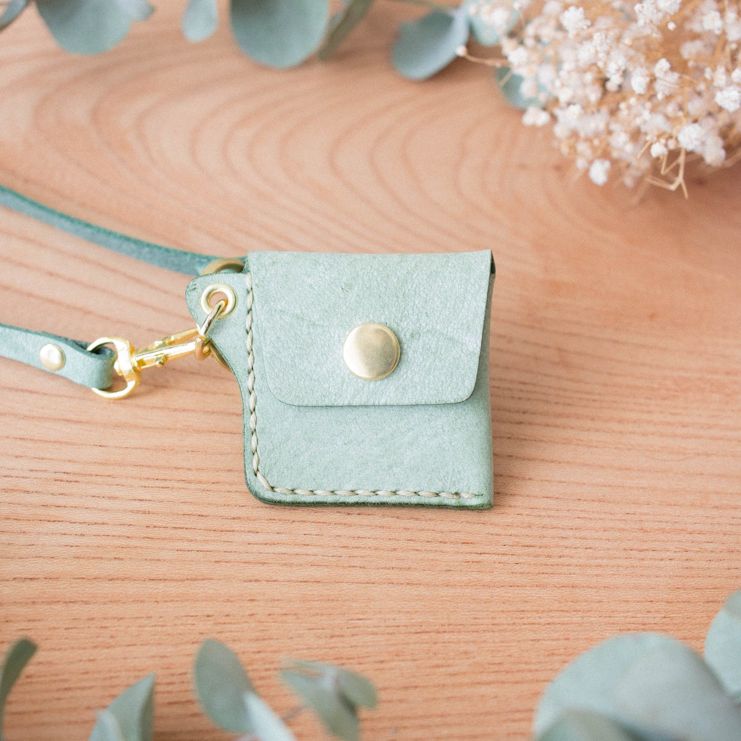 気まぐれレザーのピックケース・撫子色《名入れ対応》