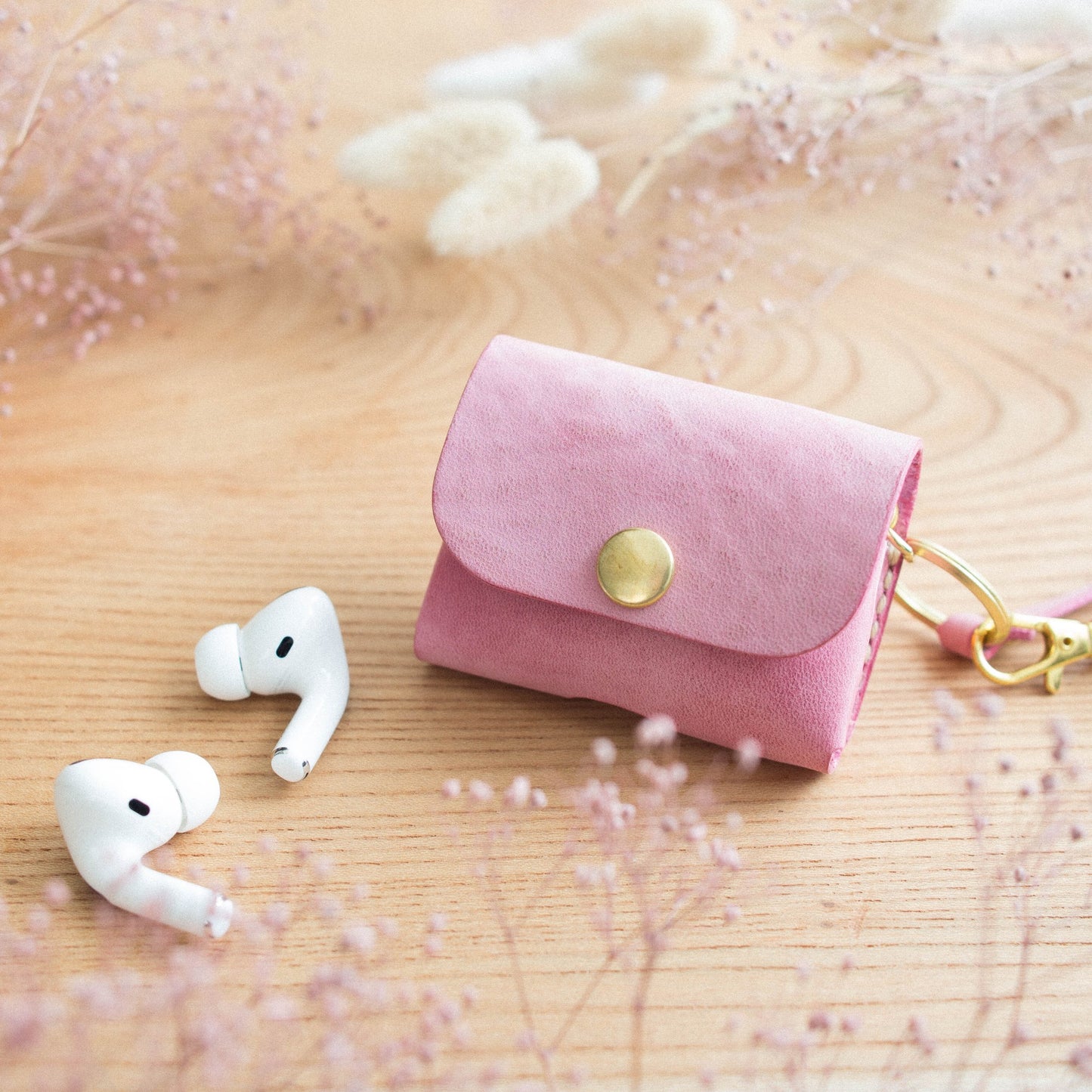 気まぐれレザーのAirpods Proケース・青空色《名入れ・送料無料》