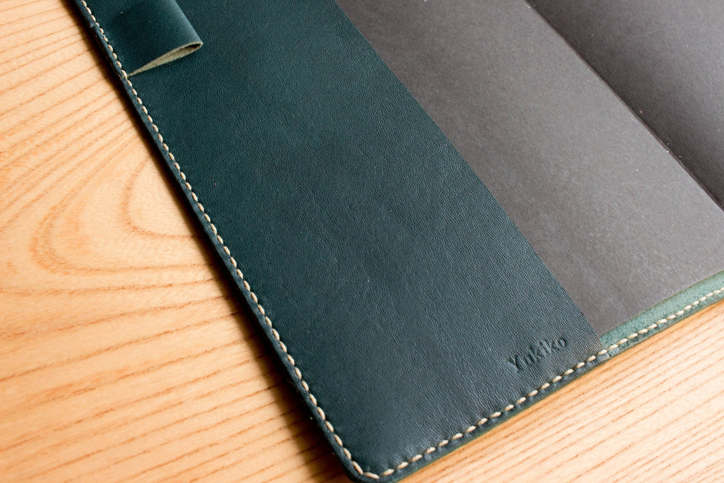 【A5サイズ】オーダーメイドの本革ギフト 手帳カバー 〔名入れ・送料無料〕