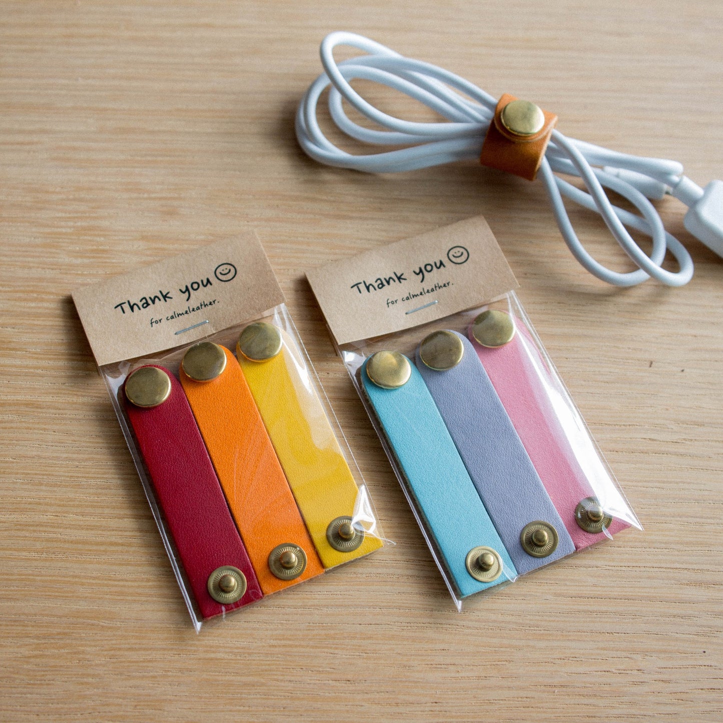 【在宅応援キャンペーン♪】ビタミンカラーの本革コードホルダー3点セット《名入れ・送料無料》
