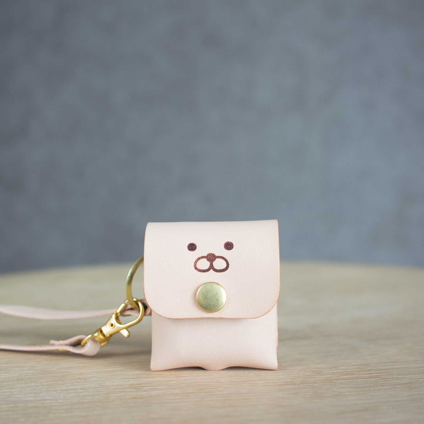 わんこのヌメ革AirPodsProケース《名入れ対応》