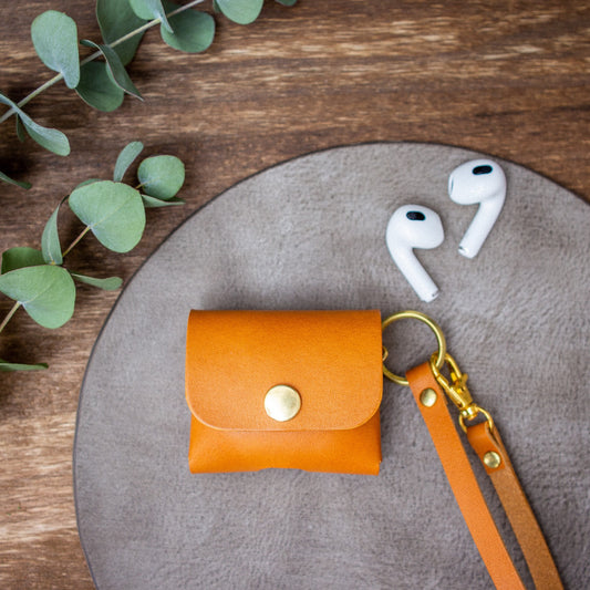 〔最新airpods3対応!!〕カラフルレザーのAir Podsケース《名入れ対応》