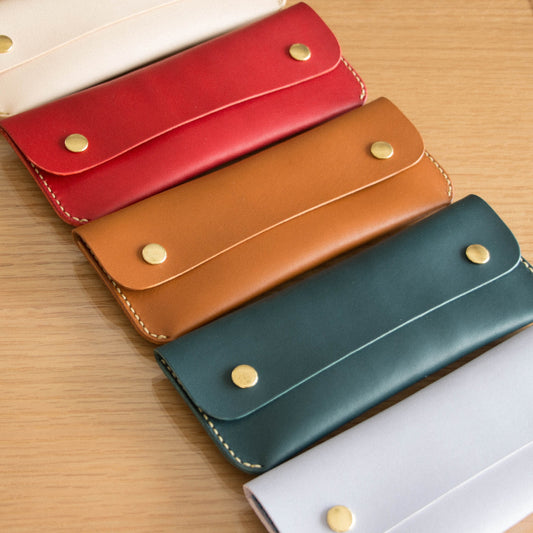 カラフルレザーのシンプルペンケースB《名入れ・送料無料》